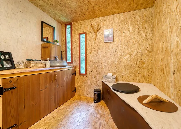 Kuusehaldja Glamping خيمة فخمة Kohila